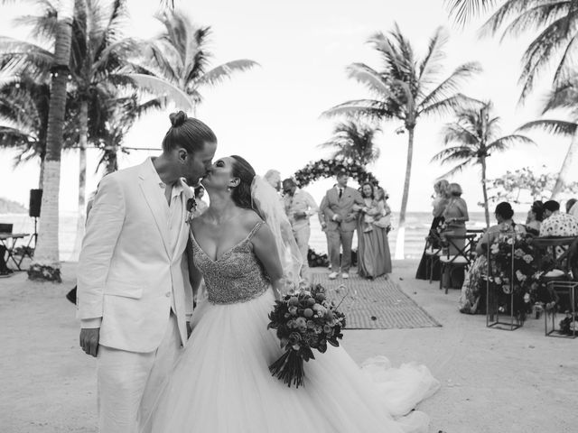 La boda de Timothy y Dilssie en Playa del Carmen, Quintana Roo 58