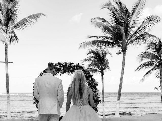 La boda de Timothy y Dilssie en Playa del Carmen, Quintana Roo 62