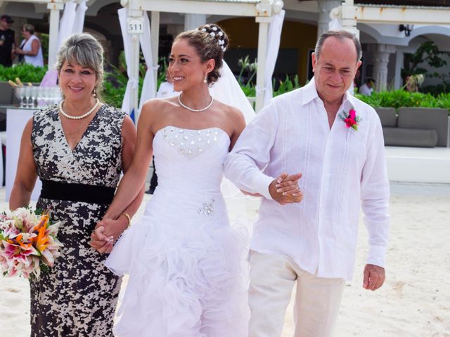 La boda de Alejandro y Greys en Playa del Carmen, Quintana Roo 40
