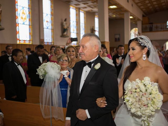 La boda de Carlos y Laura en Ciudad Juárez, Chihuahua 14