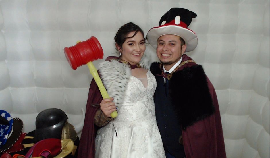 La boda de Victor  y Montserrat en Venustiano Carranza, Ciudad de México
