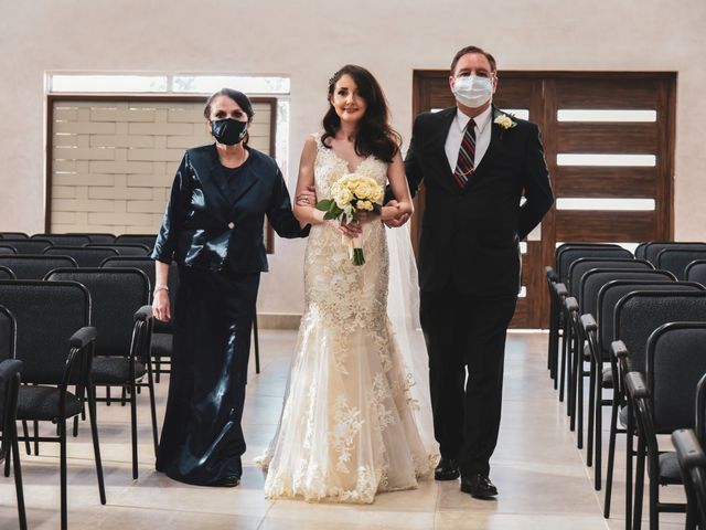 La boda de Radoslav y Thesie en Chihuahua, Chihuahua 12