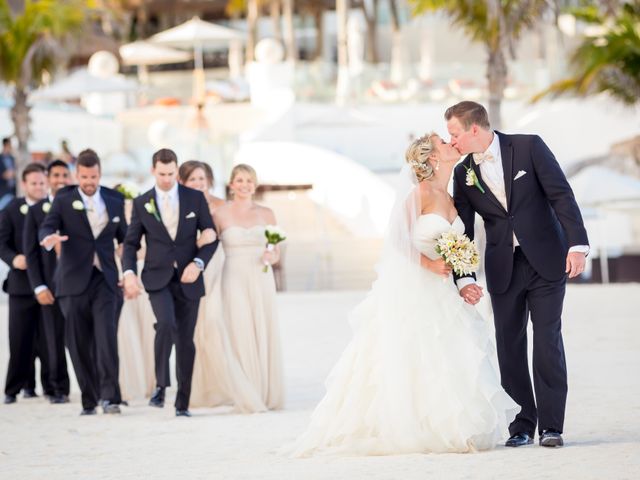 La boda de Brent y Marilu en Cancún, Quintana Roo 2