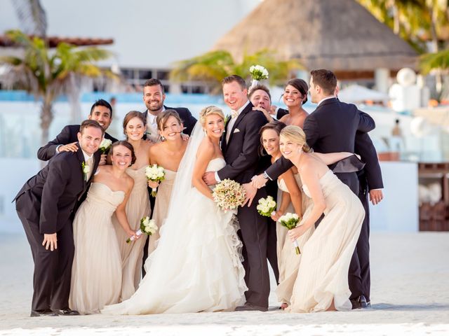 La boda de Brent y Marilu en Cancún, Quintana Roo 41