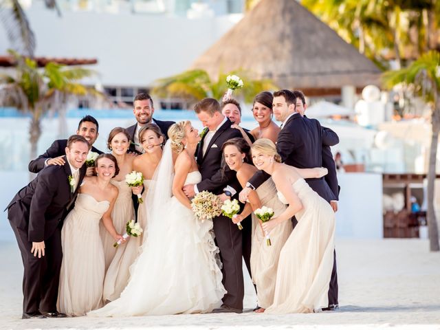 La boda de Brent y Marilu en Cancún, Quintana Roo 42