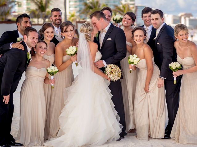 La boda de Brent y Marilu en Cancún, Quintana Roo 44