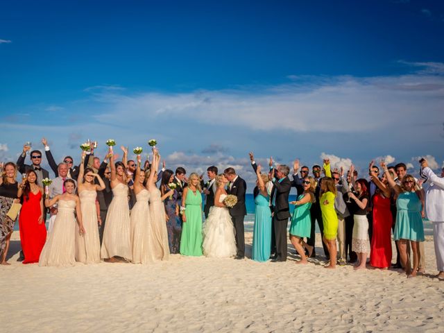 La boda de Brent y Marilu en Cancún, Quintana Roo 45