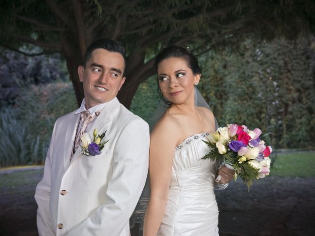 La boda de Edgar y Gabriela en Tlalpan, Ciudad de México 15