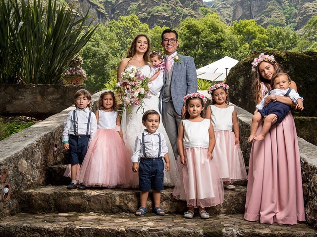La boda de Javier y Lili en Tepoztlán, Morelos 9