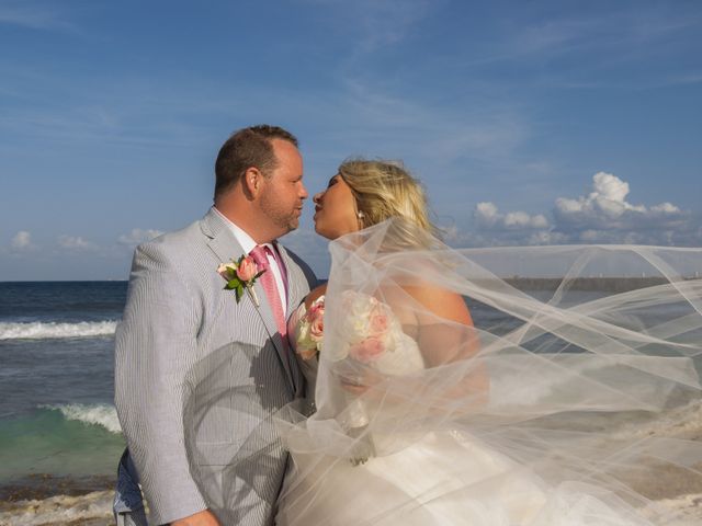 La boda de Aaron y Lauren en Playa del Carmen, Quintana Roo 11