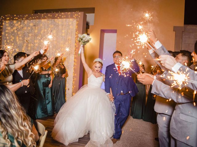 La boda de Victor y Daniela en Guaymas-San Carlos, Sonora 77