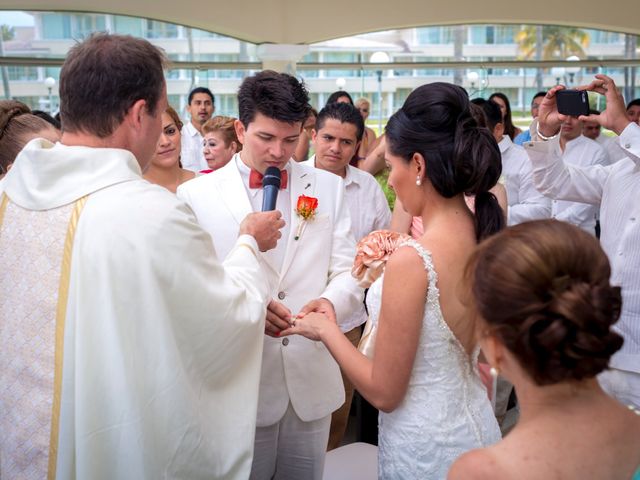 La boda de José y Fernanda en Cancún, Quintana Roo 16