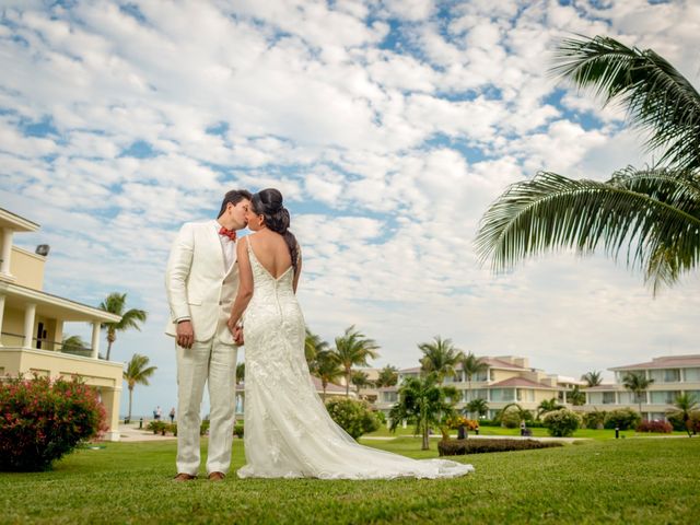 La boda de José y Fernanda en Cancún, Quintana Roo 24