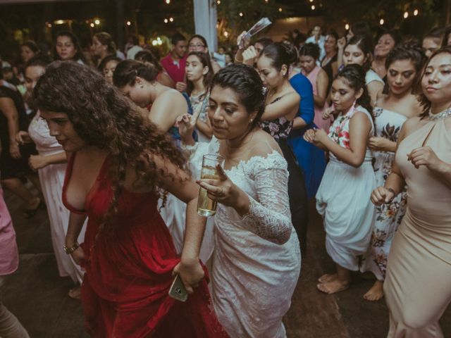 La boda de Cristian y Marina en Puerto Escondido, Oaxaca 32