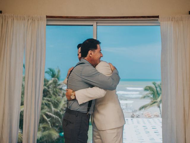 La boda de Diego y Paulina en Acapulco, Guerrero 21