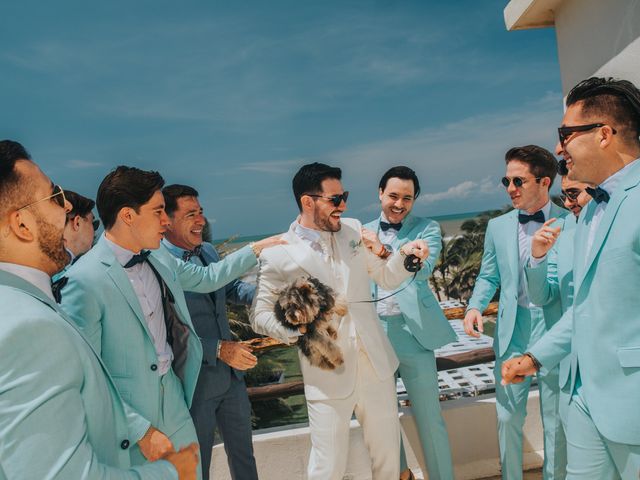 La boda de Diego y Paulina en Acapulco, Guerrero 24