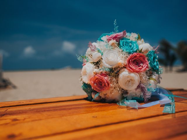 La boda de Diego y Paulina en Acapulco, Guerrero 38