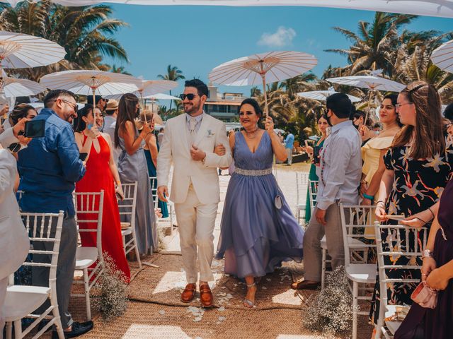 La boda de Diego y Paulina en Acapulco, Guerrero 47