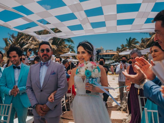 La boda de Diego y Paulina en Acapulco, Guerrero 64