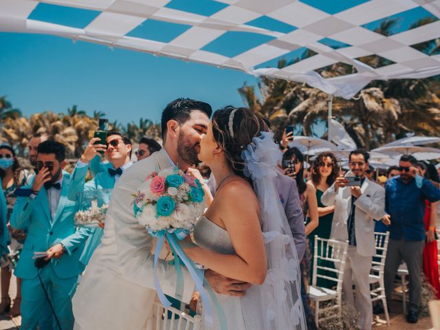 La boda de Diego y Paulina en Acapulco, Guerrero 68