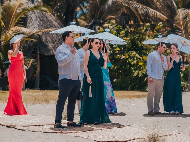 La boda de Diego y Paulina en Acapulco, Guerrero 83