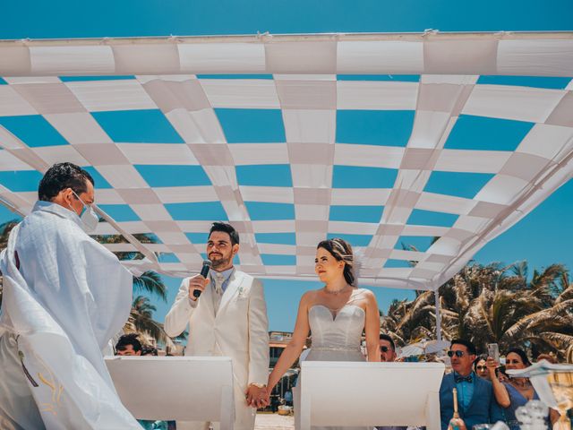 La boda de Diego y Paulina en Acapulco, Guerrero 85