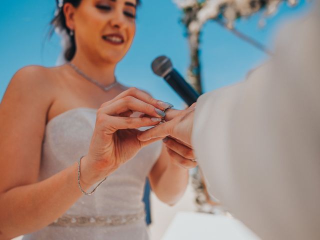 La boda de Diego y Paulina en Acapulco, Guerrero 94