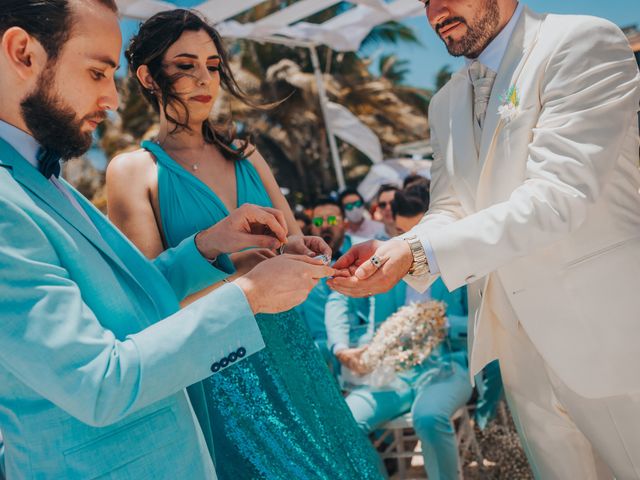 La boda de Diego y Paulina en Acapulco, Guerrero 96