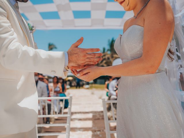 La boda de Diego y Paulina en Acapulco, Guerrero 98