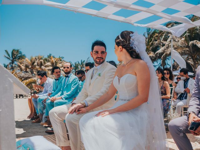 La boda de Diego y Paulina en Acapulco, Guerrero 104