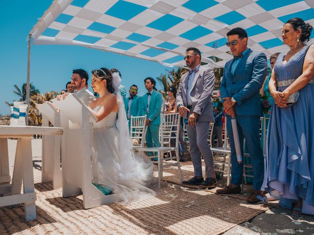 La boda de Diego y Paulina en Acapulco, Guerrero 108