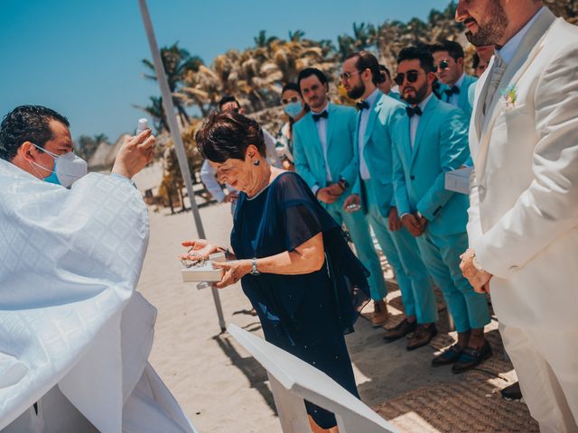 La boda de Diego y Paulina en Acapulco, Guerrero 113