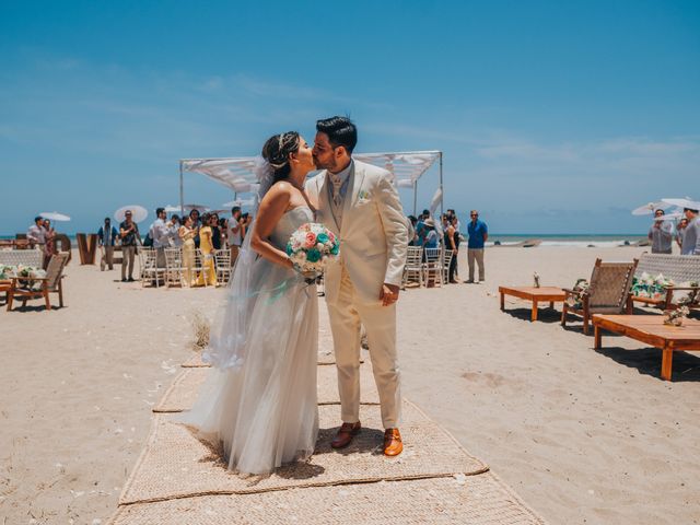 La boda de Diego y Paulina en Acapulco, Guerrero 120