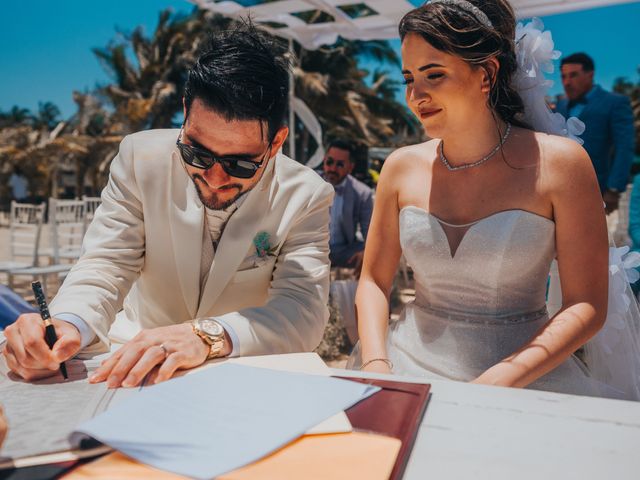 La boda de Diego y Paulina en Acapulco, Guerrero 123