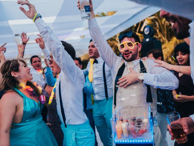 La boda de Diego y Paulina en Acapulco, Guerrero 180