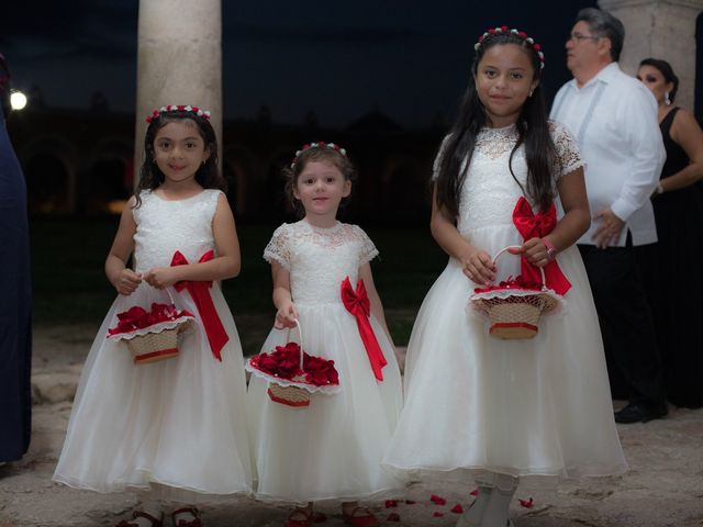 La boda de Tony y Diana en Izamal, Yucatán 4