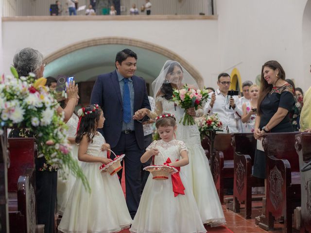 La boda de Tony y Diana en Izamal, Yucatán 12