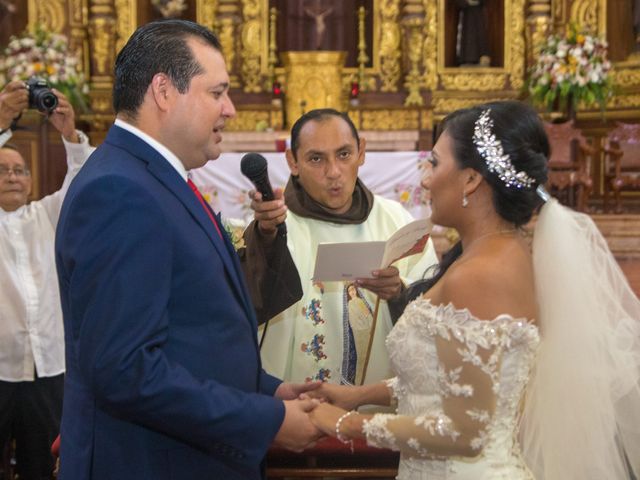 La boda de Tony y Diana en Izamal, Yucatán 23