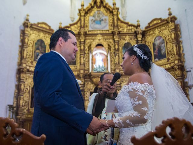 La boda de Tony y Diana en Izamal, Yucatán 24