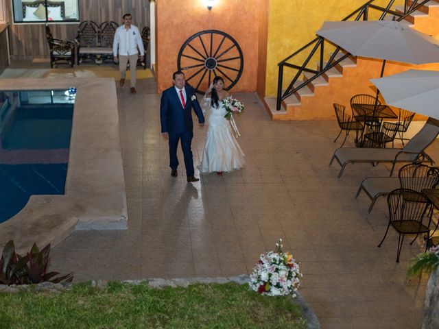 La boda de Tony y Diana en Izamal, Yucatán 51