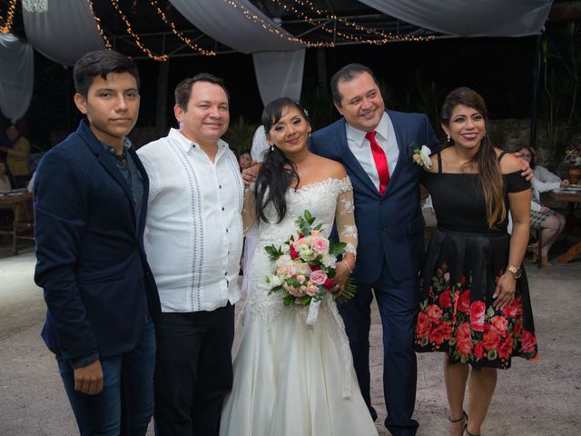 La boda de Tony y Diana en Izamal, Yucatán 57