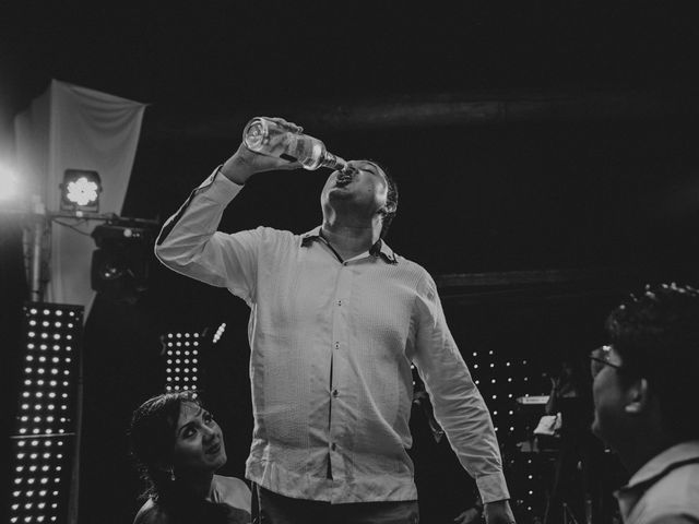 La boda de Tony y Diana en Izamal, Yucatán 107