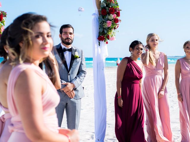 La boda de Lenin y Paty en Cancún, Quintana Roo 33