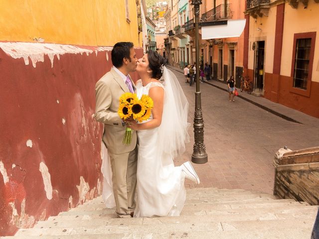 La boda de Adrián y Sofía en Guanajuato, Guanajuato 179
