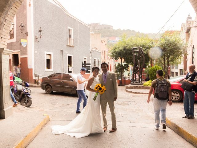 La boda de Adrián y Sofía en Guanajuato, Guanajuato 185