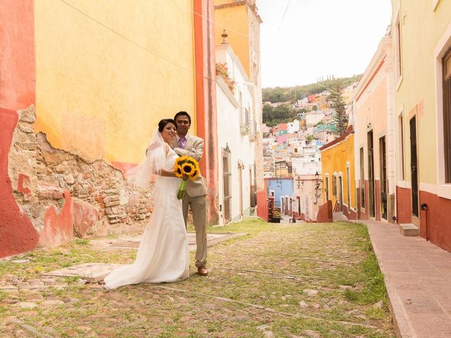 La boda de Adrián y Sofía en Guanajuato, Guanajuato 190