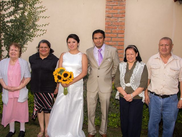 La boda de Adrián y Sofía en Guanajuato, Guanajuato 313