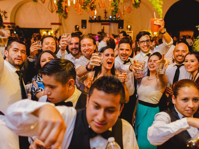 La boda de Leopoldo y Victoria en Tilapa, Puebla 98