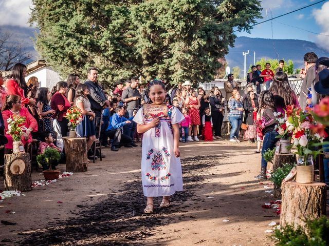 La boda de Efrain y Yahaira en Arteaga, Coahuila 33