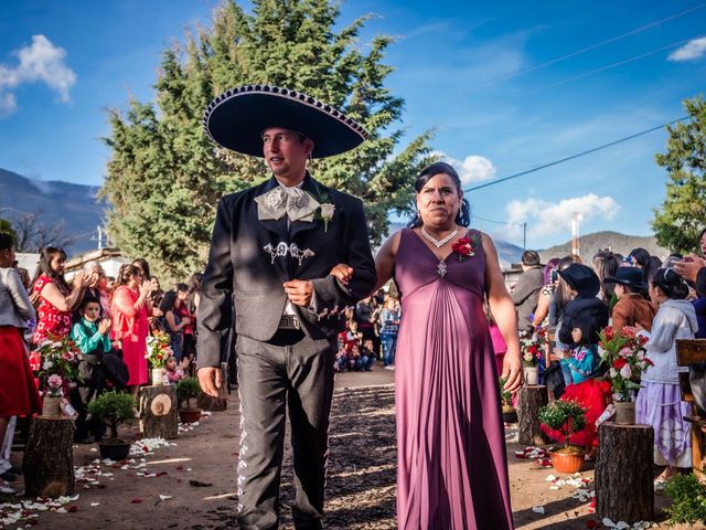 La boda de Efrain y Yahaira en Arteaga, Coahuila 43